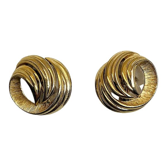 Vintage Crown Trifari Swirl Gold Clip-On Earrings Signed Twisted Knot 7/8" - Picture 2 of 9